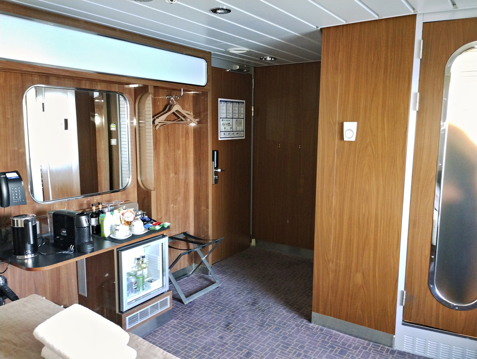 20260824 000000•StenaLine Captain Class Cabin - 1  